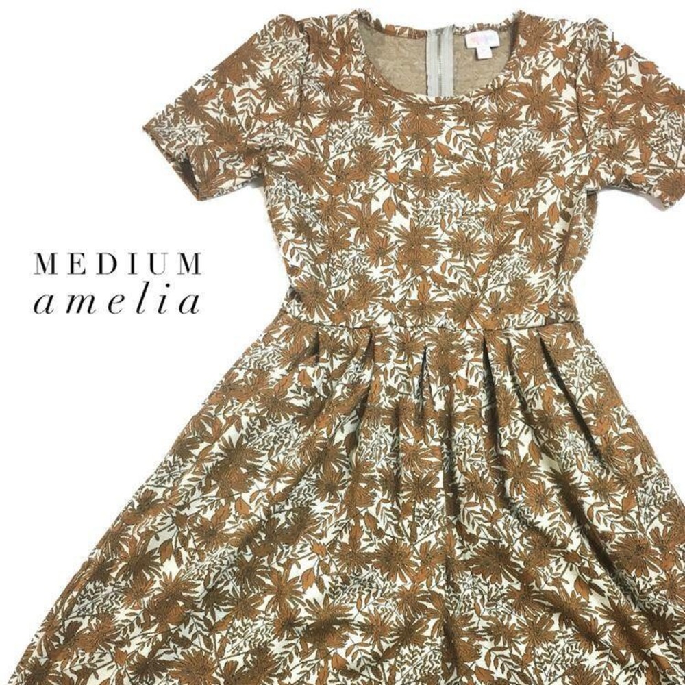LuLaRoe Medium Amelia